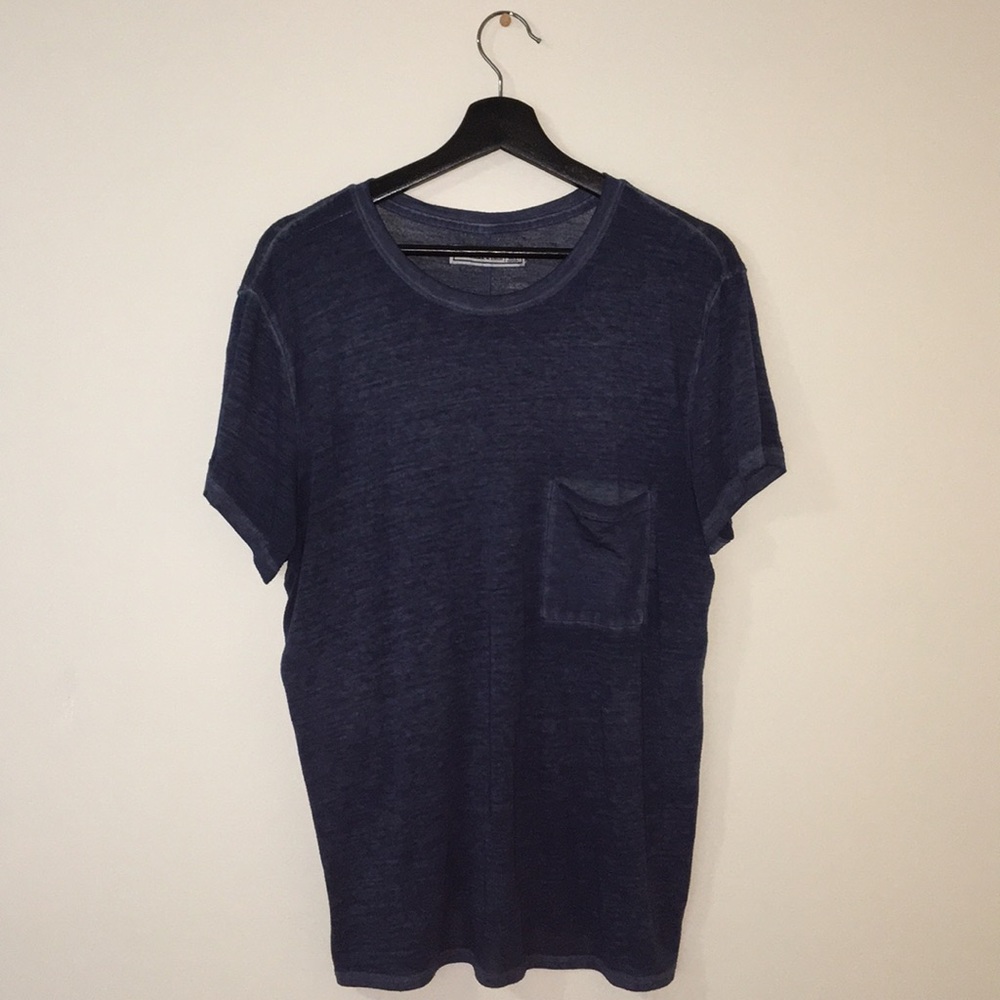 Blue short sleeve shirt✨